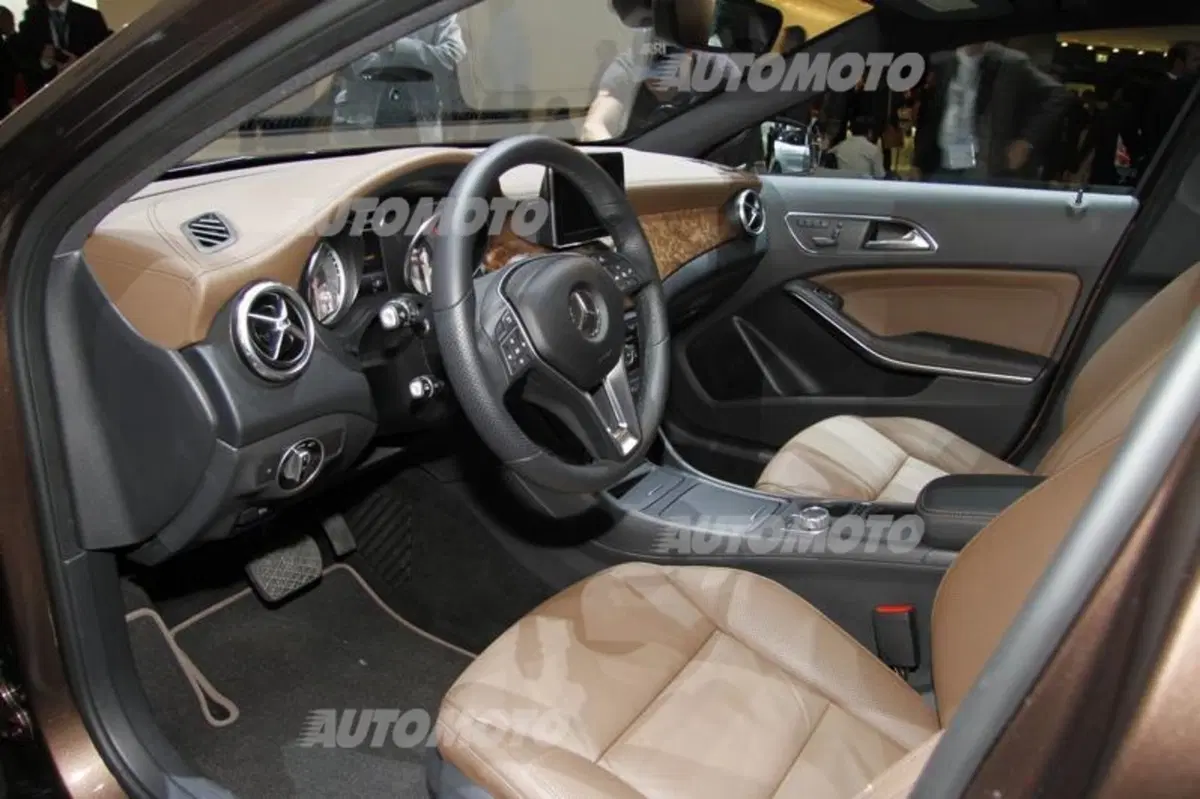 Mercedes-Benz al Salone di Francoforte 2013 (12)