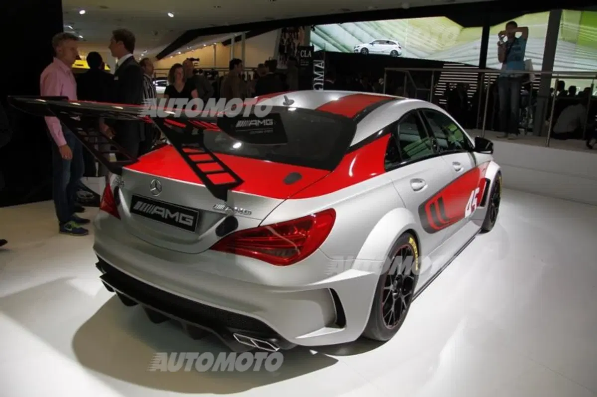 Mercedes-Benz al Salone di Francoforte 2013 (22)