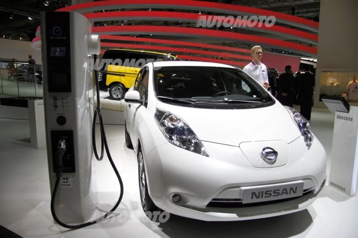 Nissan al Salone di Francoforte 2013 (25)