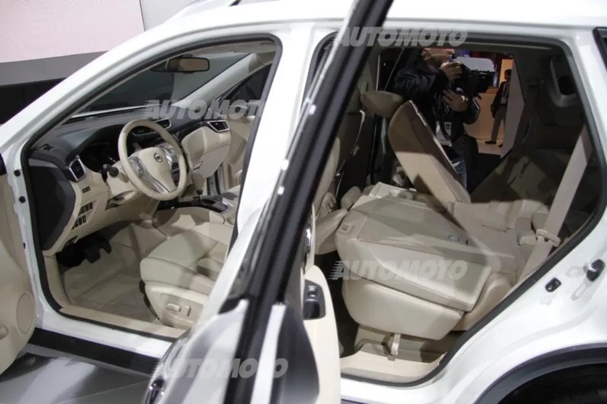 Nissan al Salone di Francoforte 2013 (30)