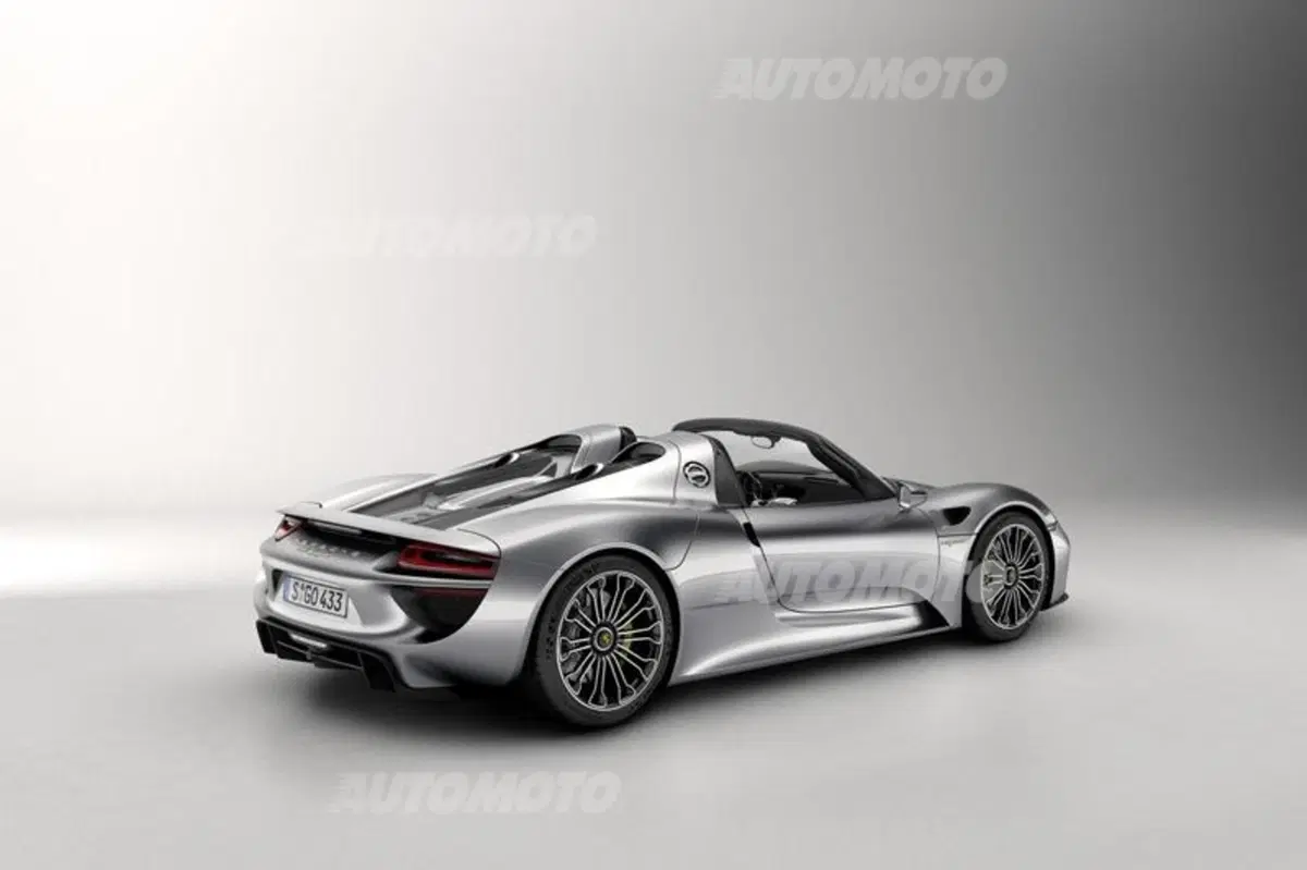 Porsche 918 Spyder: svelata la versione definitiva (2)