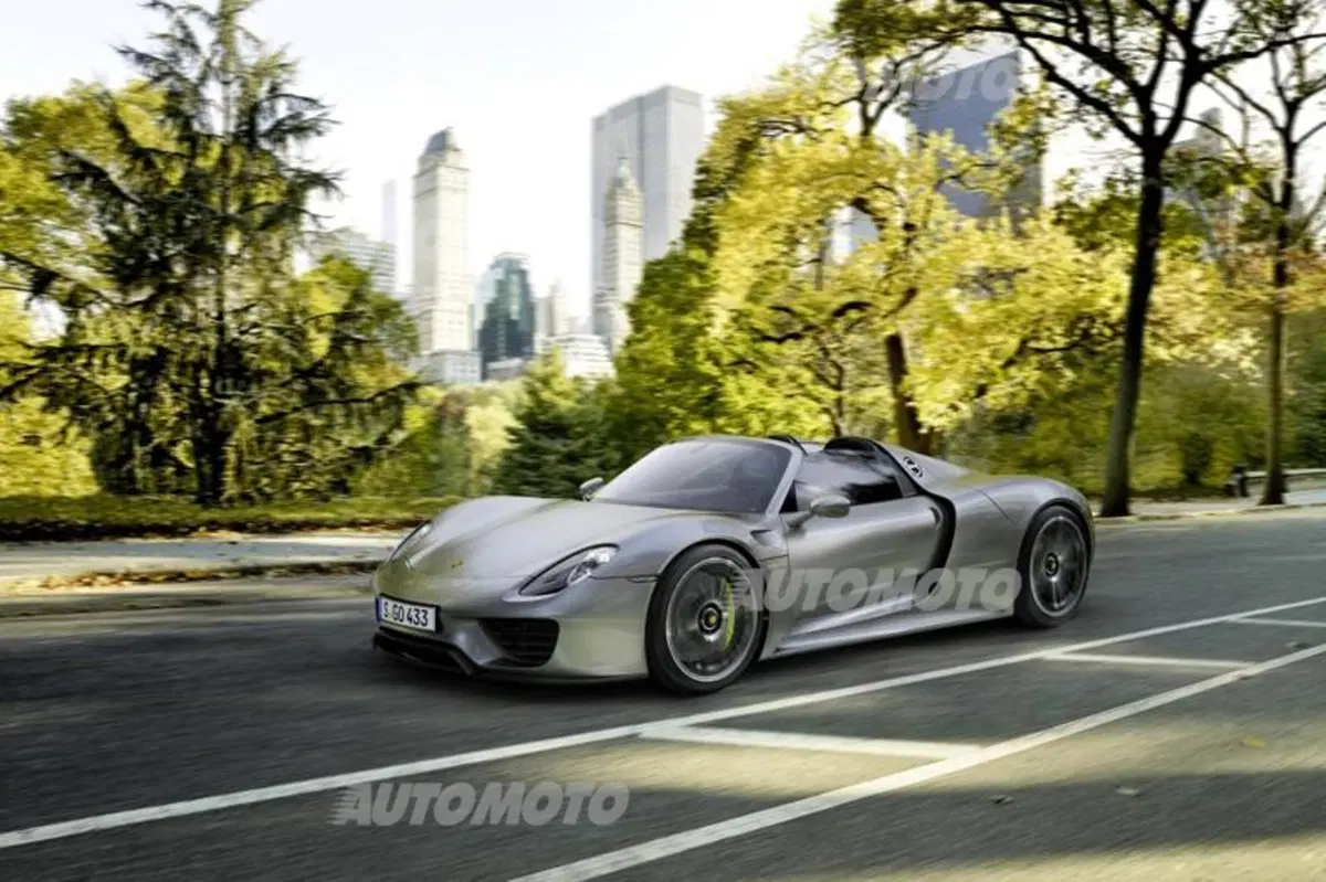 Porsche 918 Spyder: svelata la versione definitiva (3)