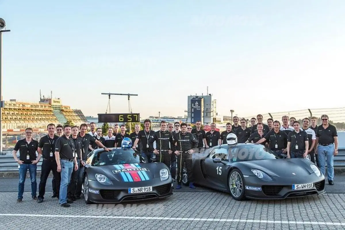 Porsche 918 Spyder: ha già strappato il nuovo record al Nürburgring
