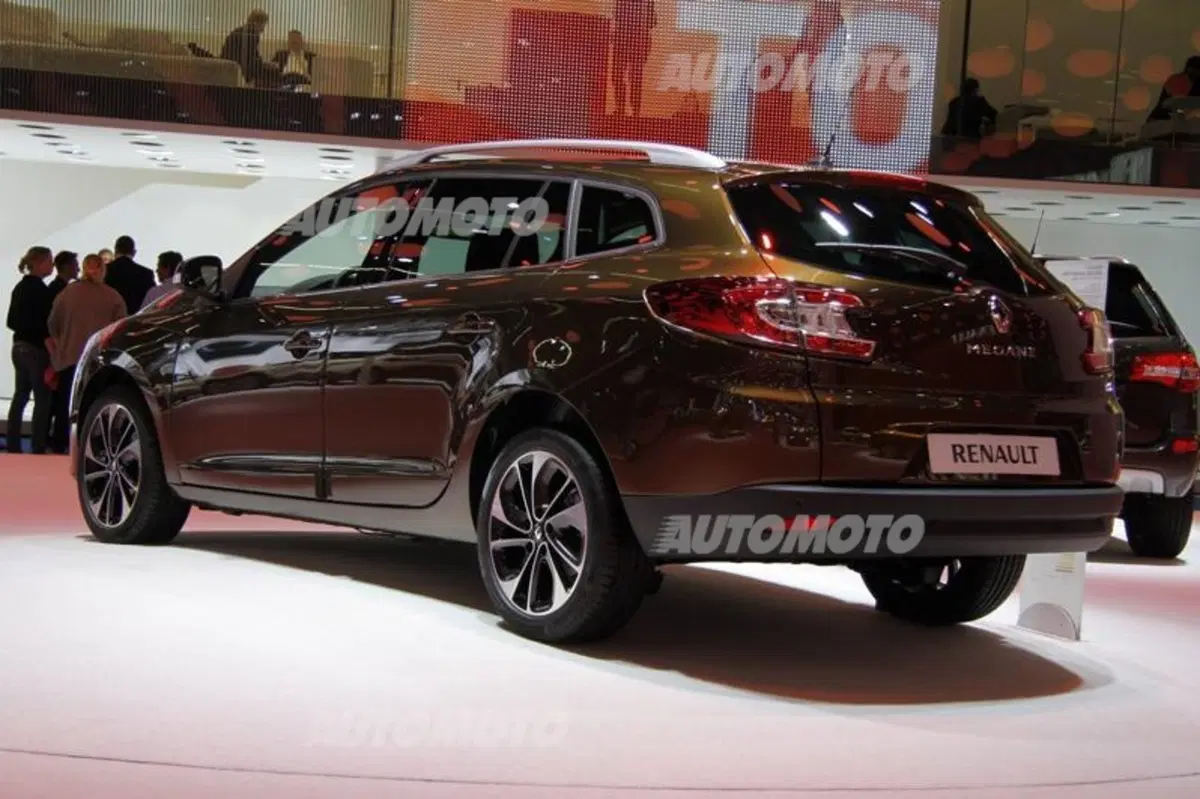 Renault Megane restyling (3)