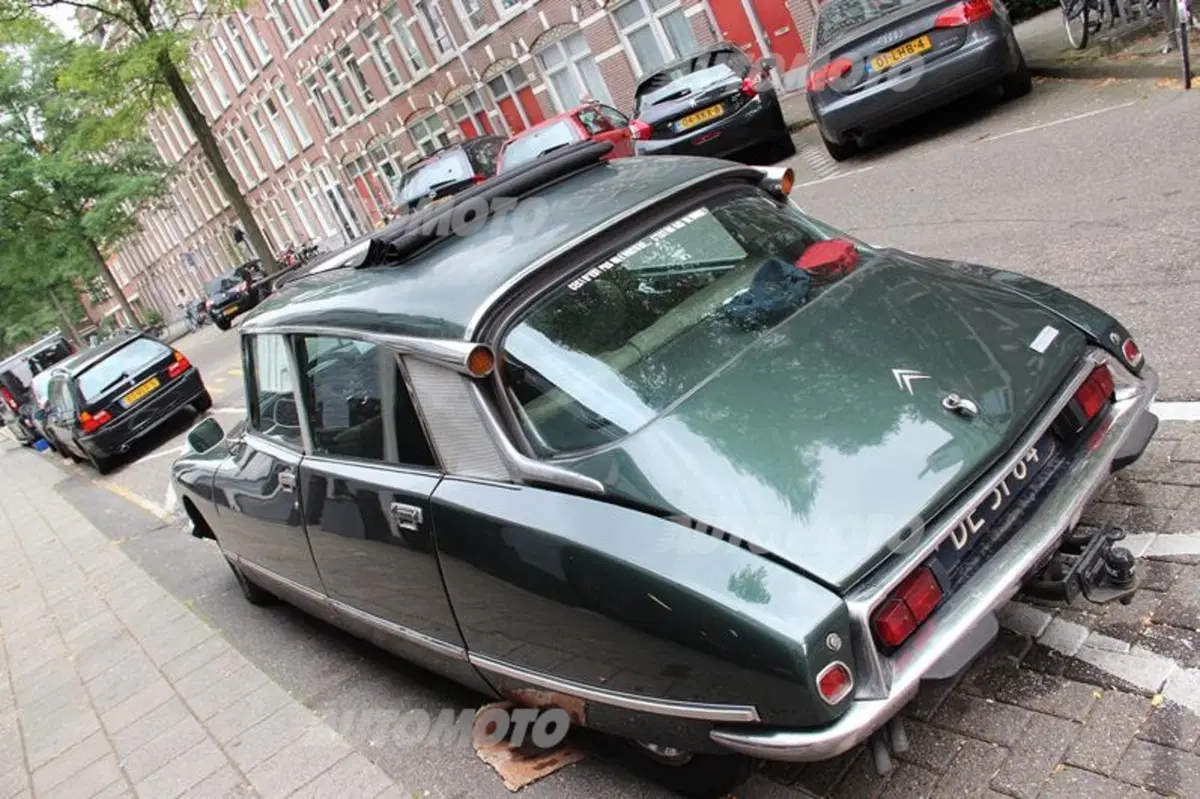 Citroen DS: nell'officina dove rinasce il mito francese (7)