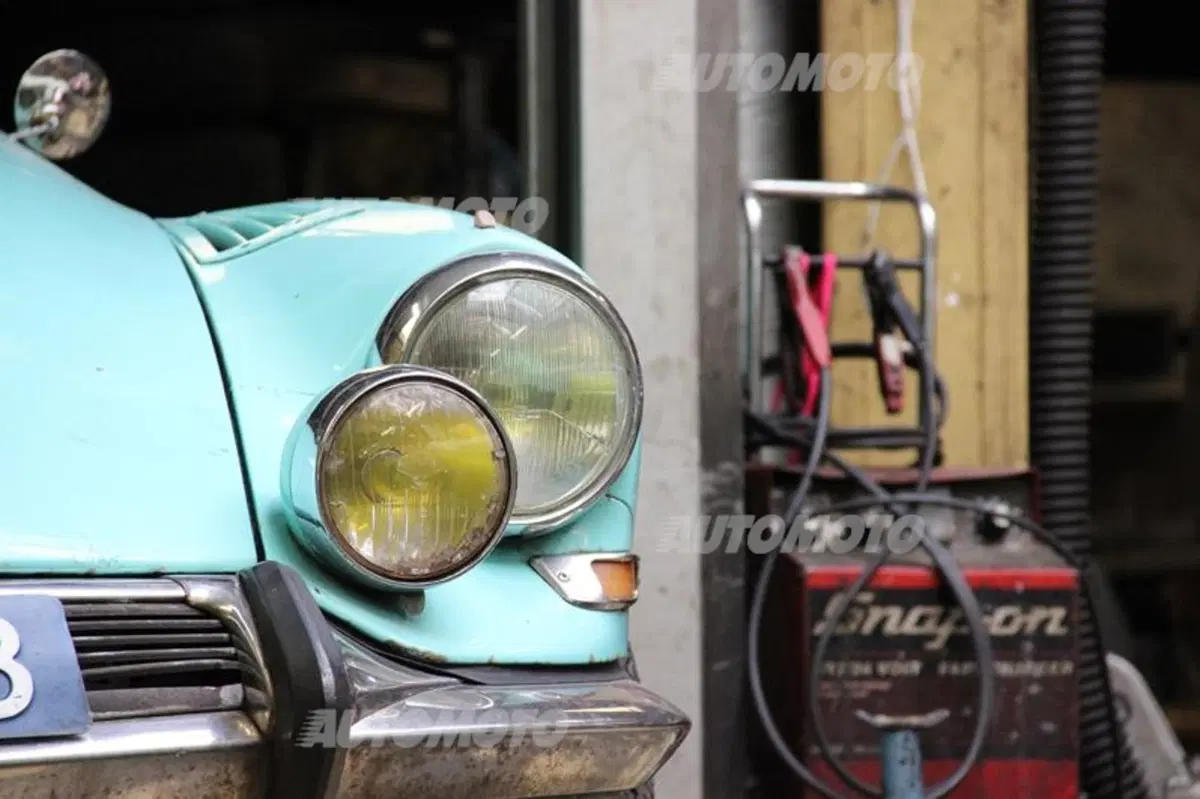 Citroen DS: nell'officina dove rinasce il mito francese (22)