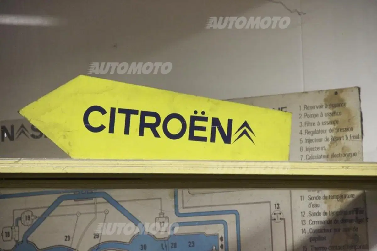 Citroen DS: nell'officina dove rinasce il mito francese (35)