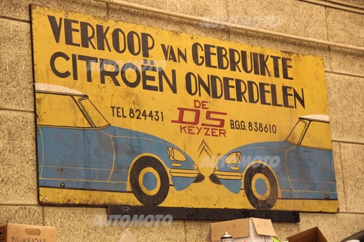 Citroen DS: nell'officina dove rinasce il mito francese (36)