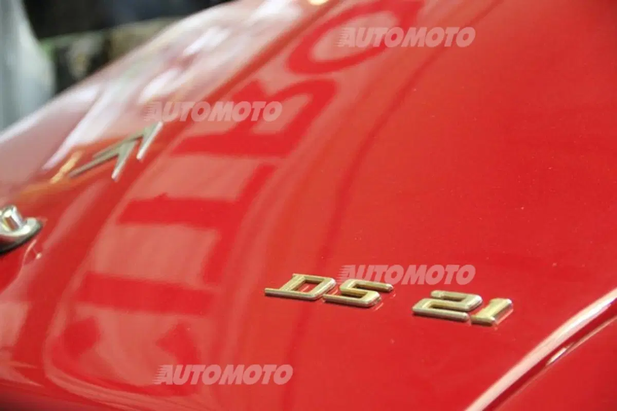 Citroen DS: nell'officina dove rinasce il mito francese (47)