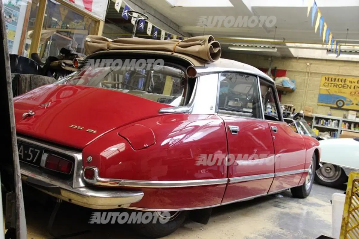 Citroen DS: nell'officina dove rinasce il mito francese (48)