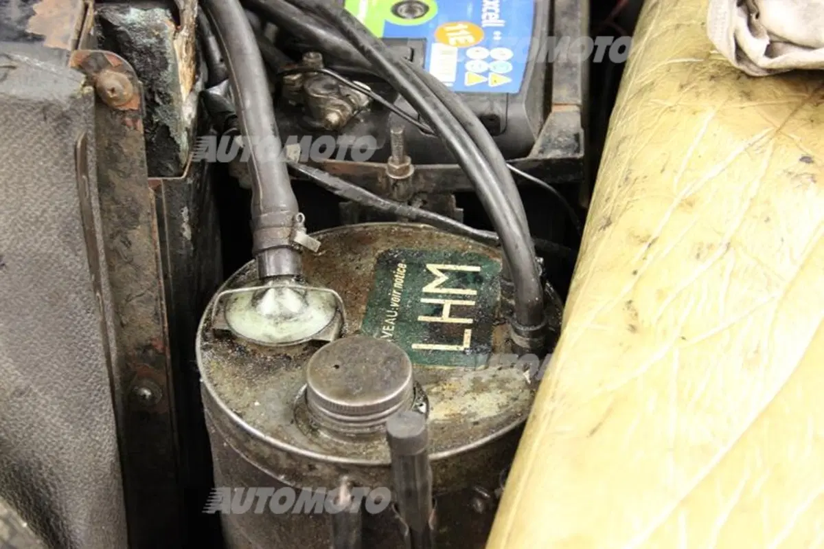 Citroen DS: nell'officina dove rinasce il mito francese (54)
