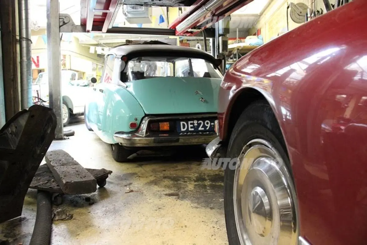 Citroen DS: nell'officina dove rinasce il mito francese (65)