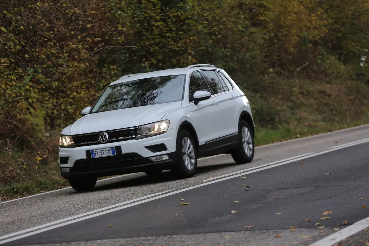 Volkswagen Tiguan, la prova del Diesel 1.6 TDI 115 CV [Video primo test] (6)
