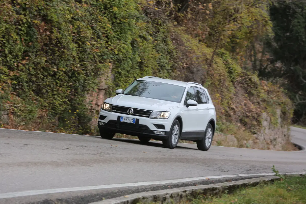 Volkswagen Tiguan, la prova del Diesel 1.6 TDI 115 CV [Video primo test] (10)