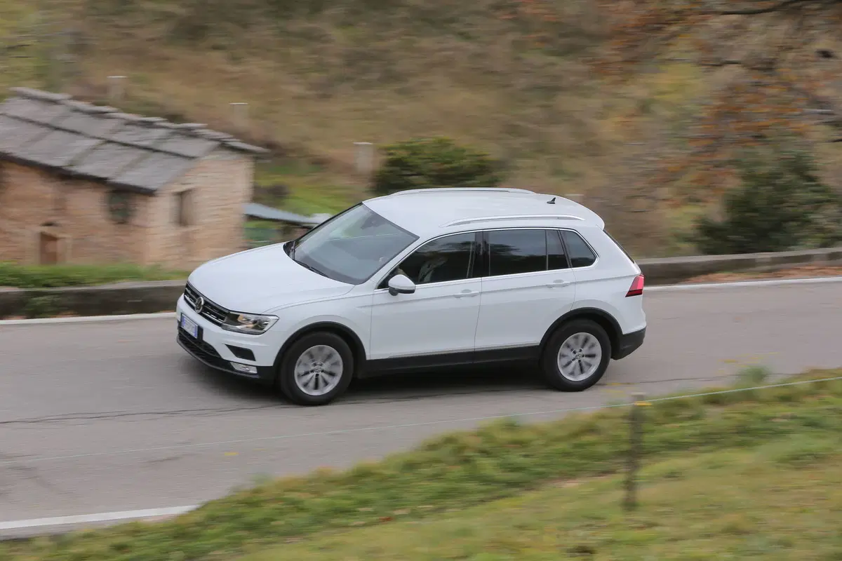 Volkswagen Tiguan, la prova del Diesel 1.6 TDI 115 CV [Video primo test] (13)