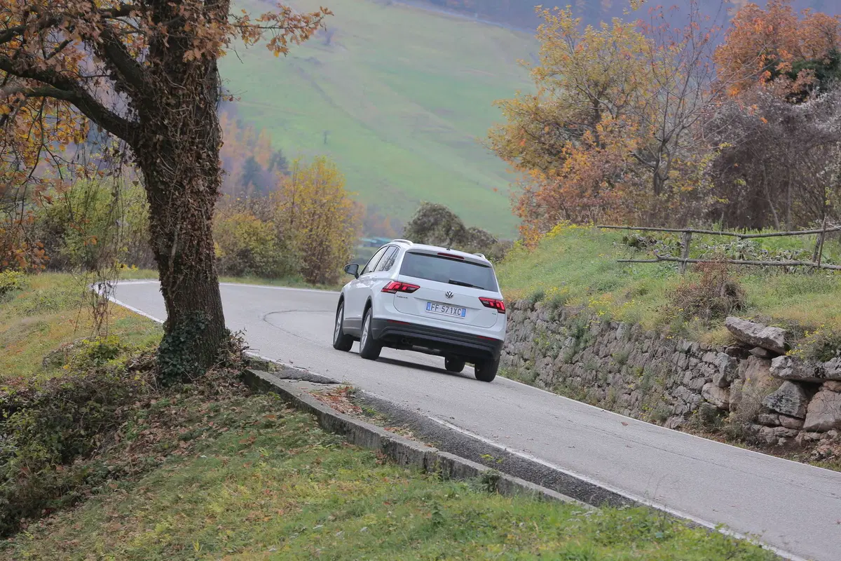 Volkswagen Tiguan, la prova del Diesel 1.6 TDI 115 CV [Video primo test] (11)