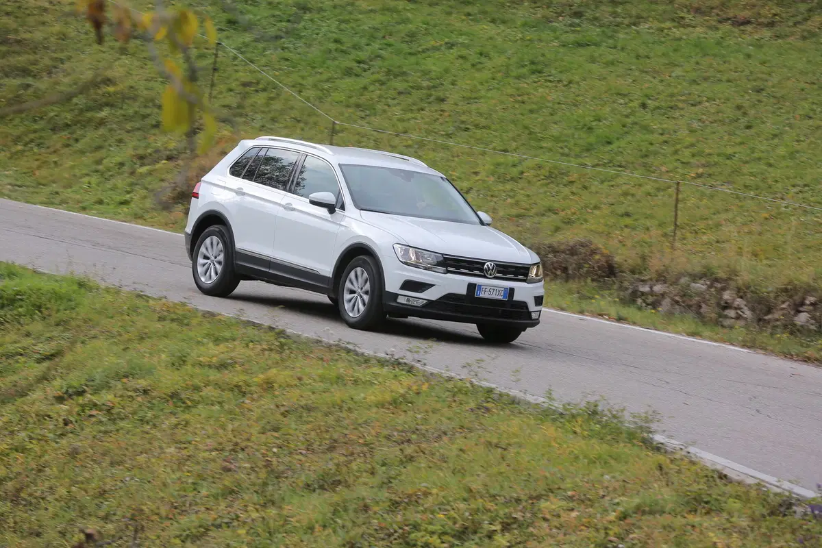 Volkswagen Tiguan, la prova del Diesel 1.6 TDI 115 CV [Video primo test] (12)