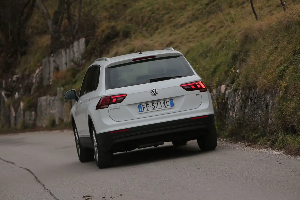 Volkswagen Tiguan, la prova del Diesel 1.6 TDI 115 CV [Video primo test] (21)