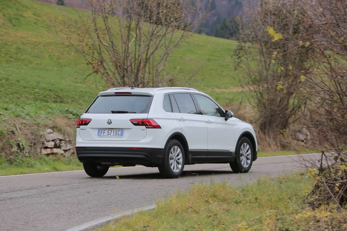 Volkswagen Tiguan, la prova del Diesel 1.6 TDI 115 CV [Video primo test] (22)