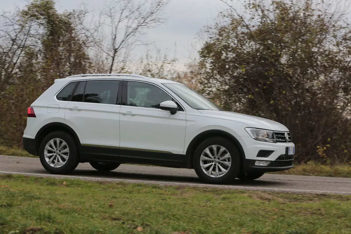 Volkswagen Tiguan, la prova del Diesel 1.6 TDI 115 CV [Video primo test] (24)