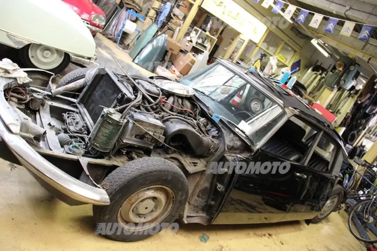 Citroen DS: nell'officina dove rinasce il mito francese (81)