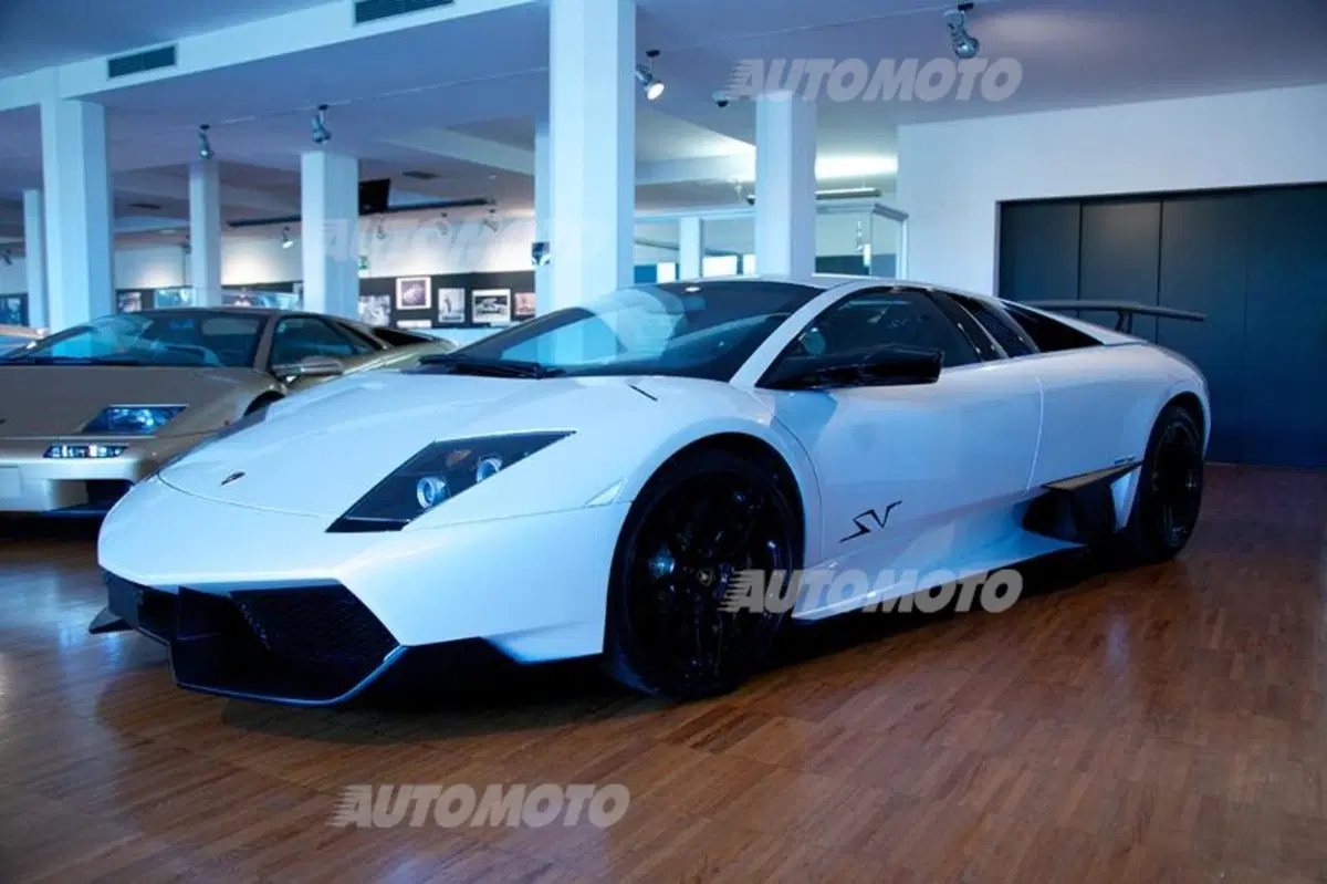 Lamborghini: inaugurato il nuovo centro logistico da 10.000 metri quadri (8)