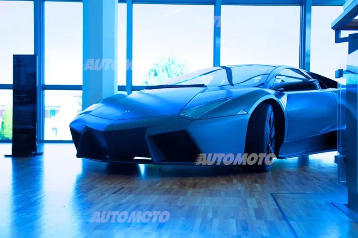 Lamborghini: inaugurato il nuovo centro logistico da 10.000 metri quadri (11)