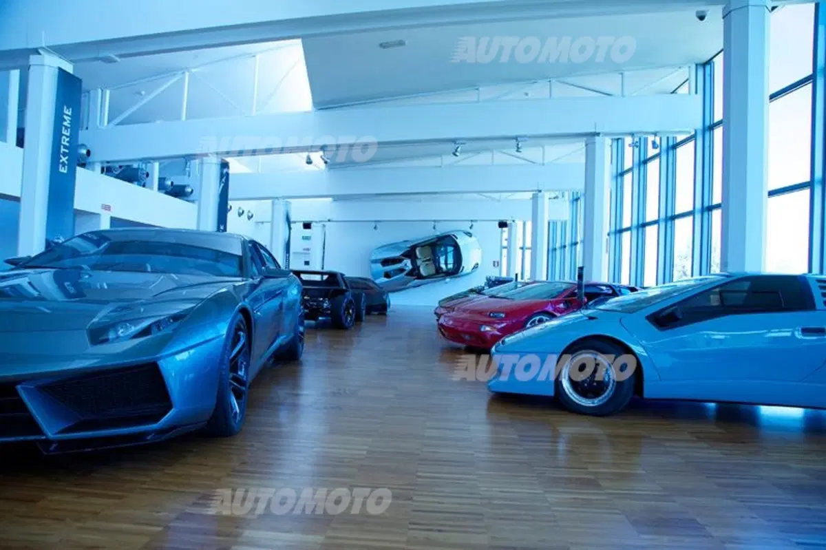 Lamborghini: inaugurato il nuovo centro logistico da 10.000 metri quadri (12)