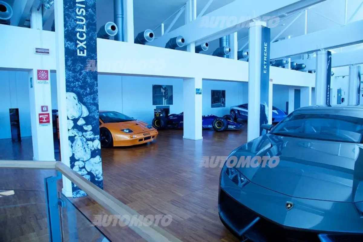Lamborghini: inaugurato il nuovo centro logistico da 10.000 metri quadri (13)