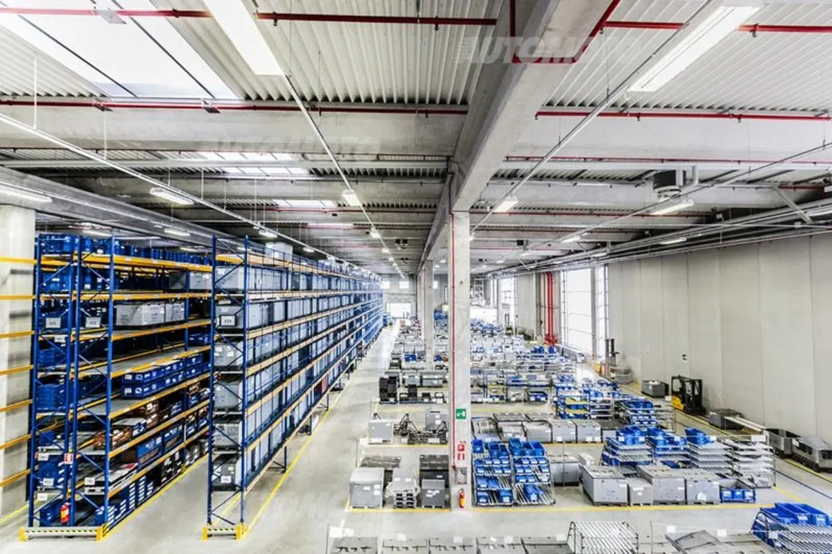 Lamborghini: inaugurato il nuovo centro logistico da 10.000 metri quadri (40)
