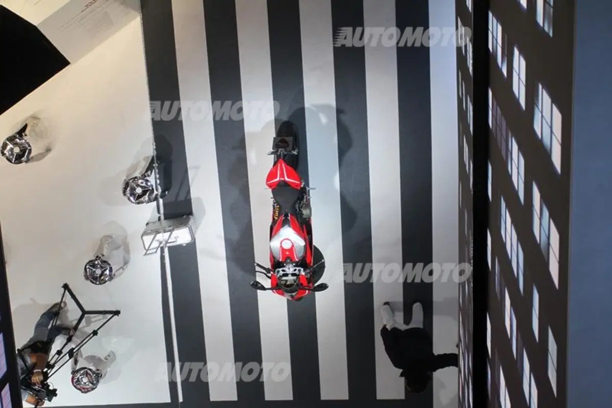 I super-stand del Salone di Francoforte 2013 (23)