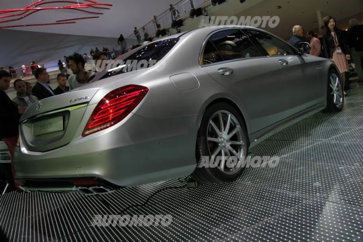 Salone di Francoforte 2013: le concept che anticipano l'auto del futuro (6)