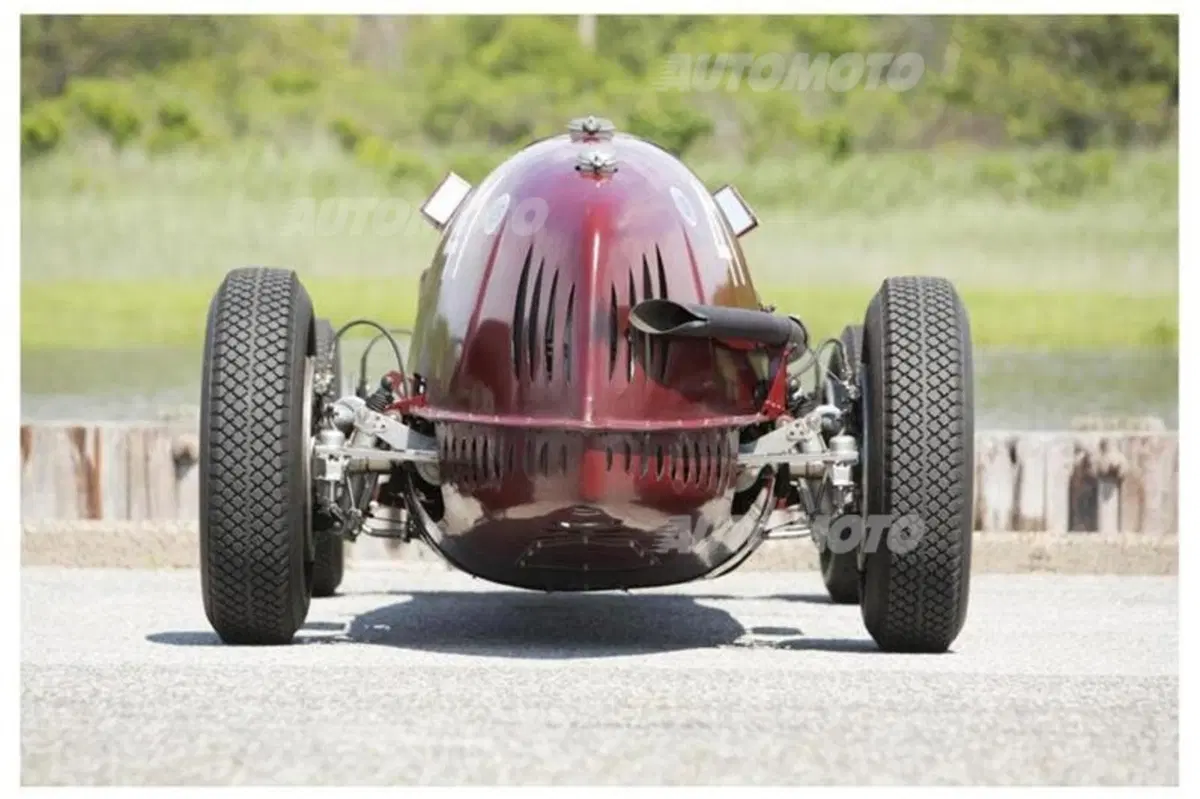 Alfa Romeo 8C-35: battuta all'asta per 7 milioni l'auto di Nuvolari (3)