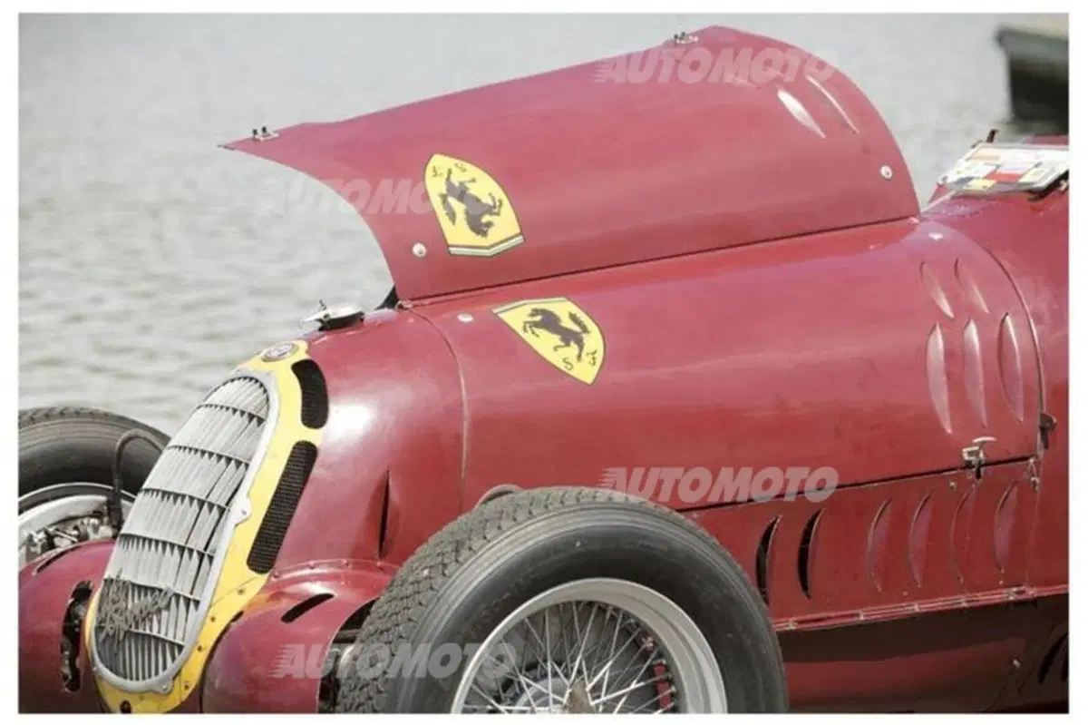Alfa Romeo 8C-35: battuta all'asta per 7 milioni l'auto di Nuvolari (6)