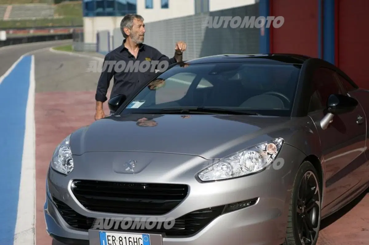 Six Wheels: auto e moto la sfida si gioca in pista (4)