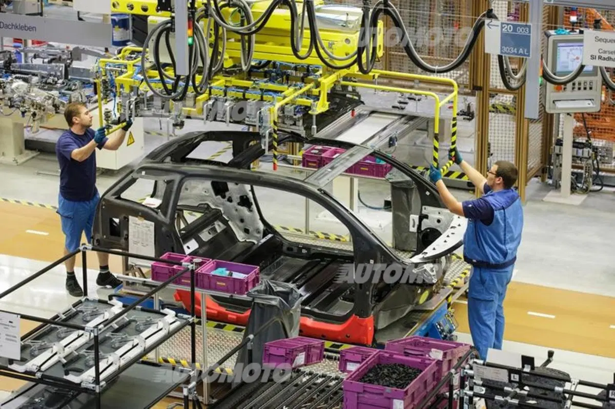 BMW i3: al via la produzione in serie (3)