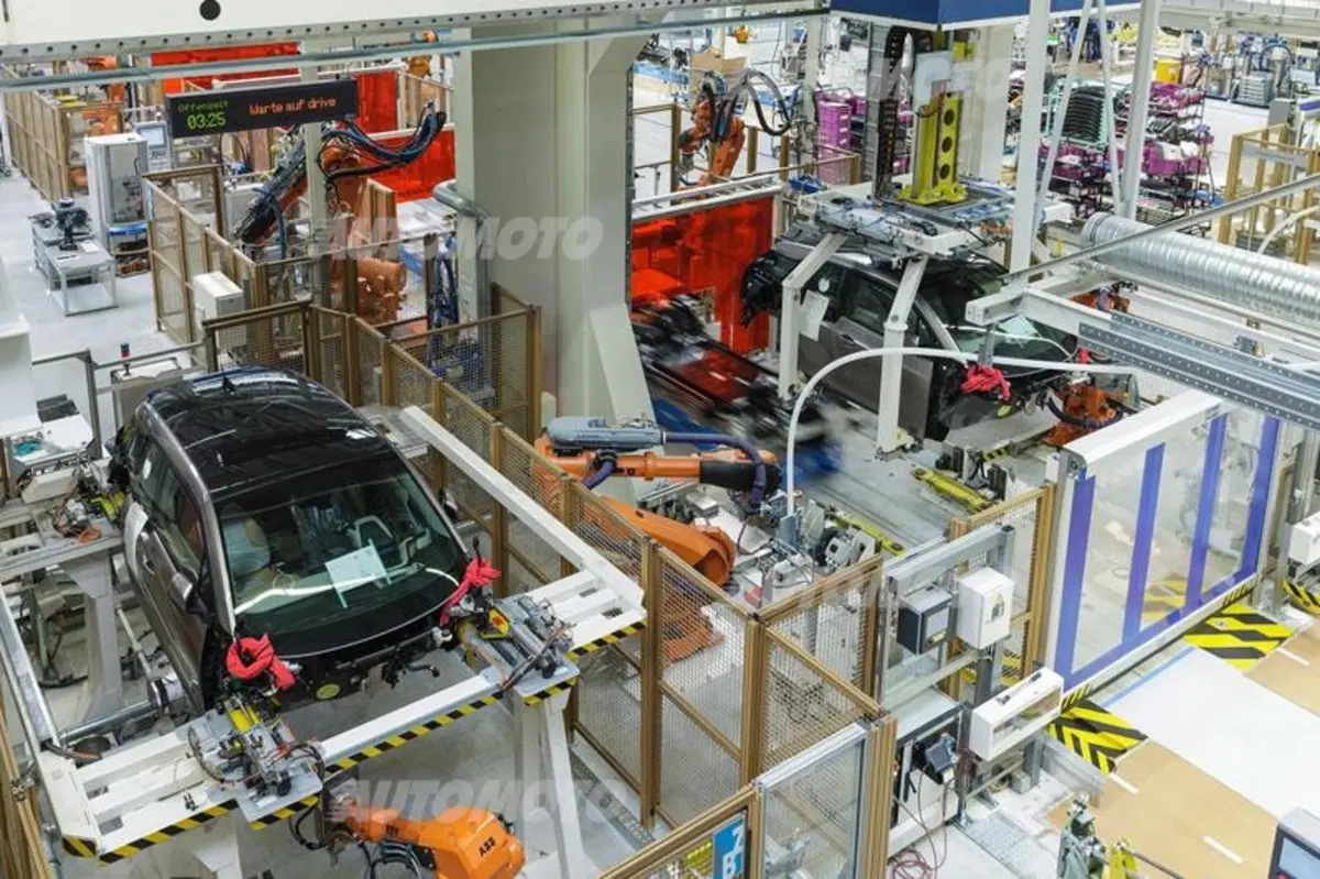 BMW i3: al via la produzione in serie (4)