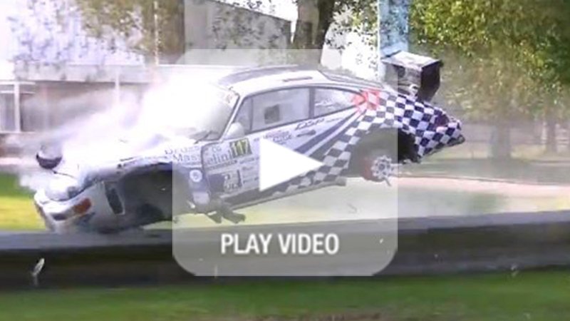Porsche 911 RSR: un incredibile incidente durante un Rally in Olanda