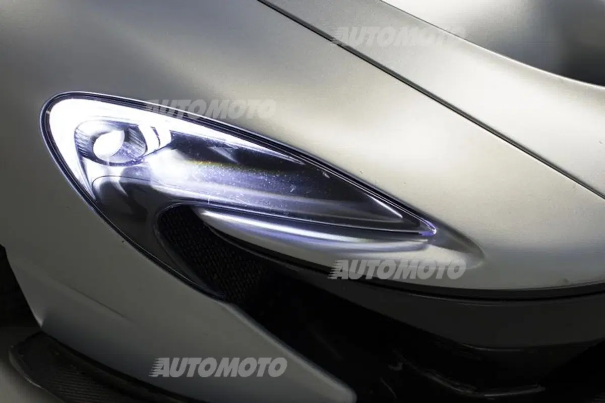 Paul Mackenzie: «McLaren P1? Pensata per essere la sportiva migliore di sempre» (7)