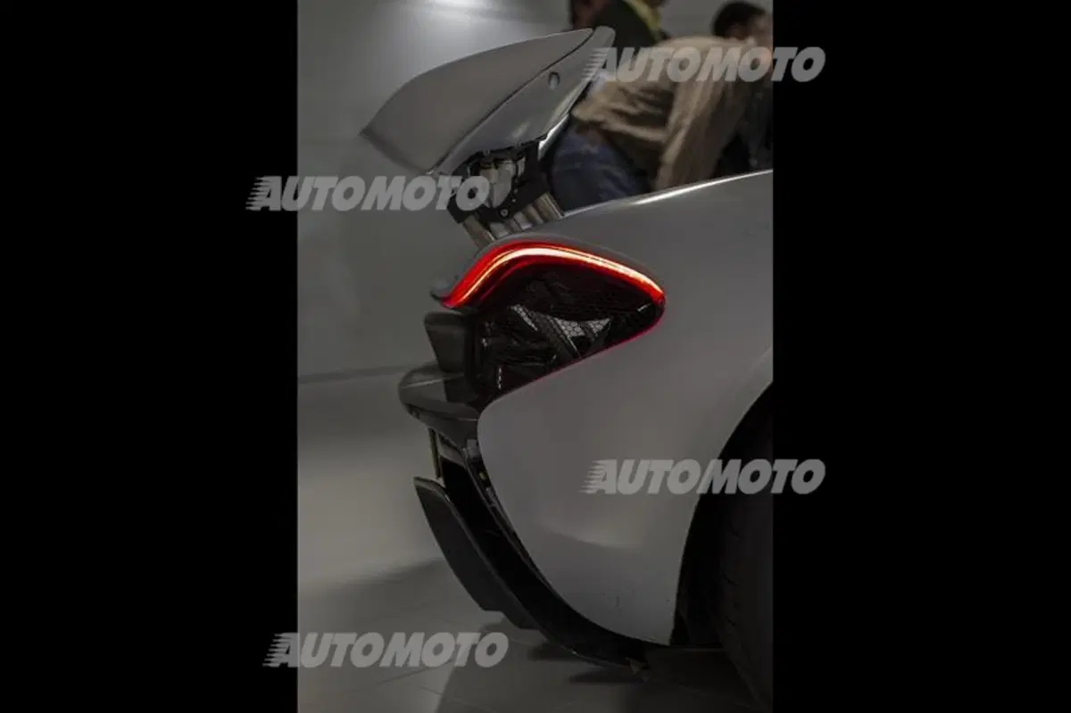Paul Mackenzie: «McLaren P1? Pensata per essere la sportiva migliore di sempre» (14)