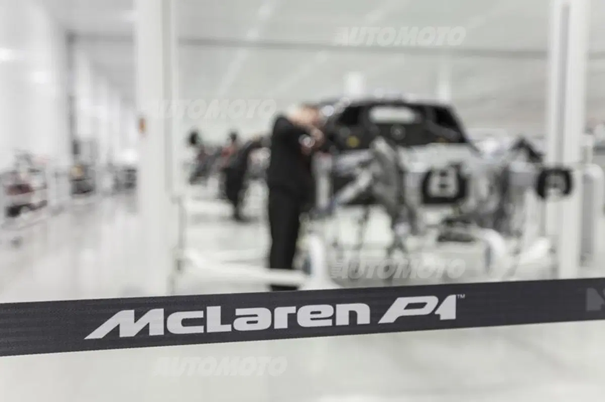 Paul Mackenzie: «McLaren P1? Pensata per essere la sportiva migliore di sempre» (21)