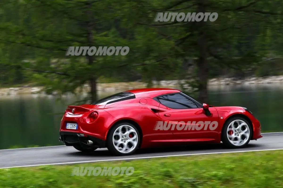 Alessandro Maccolini: «Alfa Romeo 4C? Bellezza necessaria» (12)