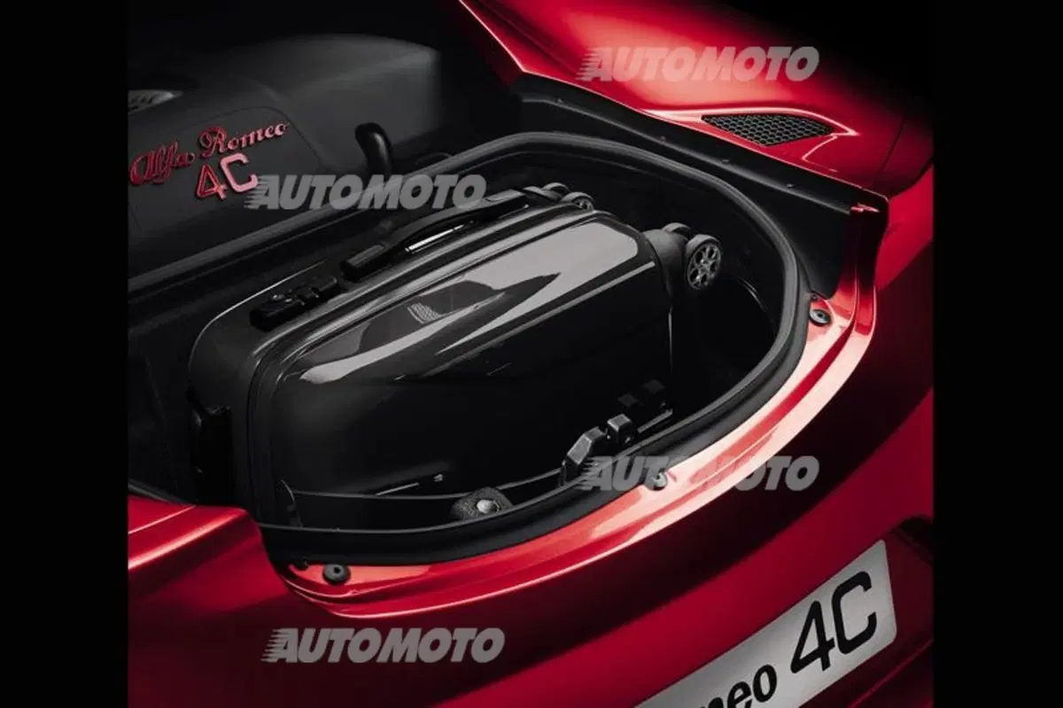 Alessandro Maccolini: «Alfa Romeo 4C? Bellezza necessaria» (19)