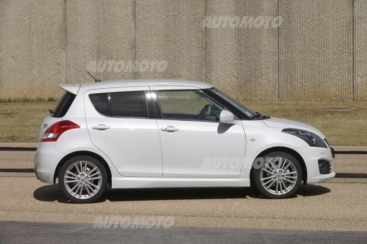 Suzuki Swift Sport (4)