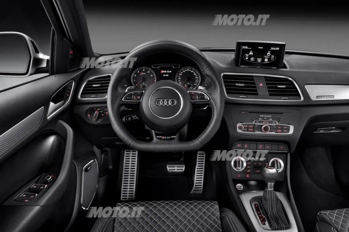 Audi RS Q3: listino prezzi (11)