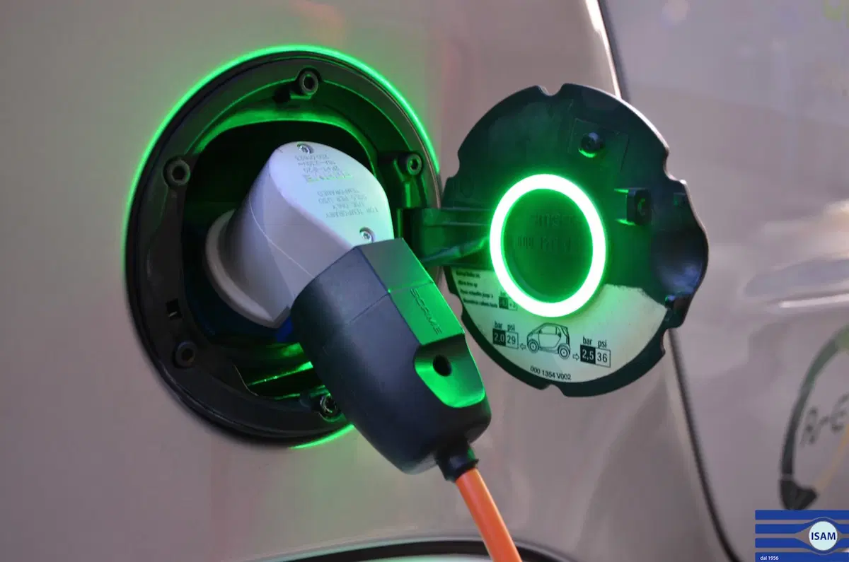 Retrofit elettrico: trasformare un veicolo endotermico in uno a zero emissioni