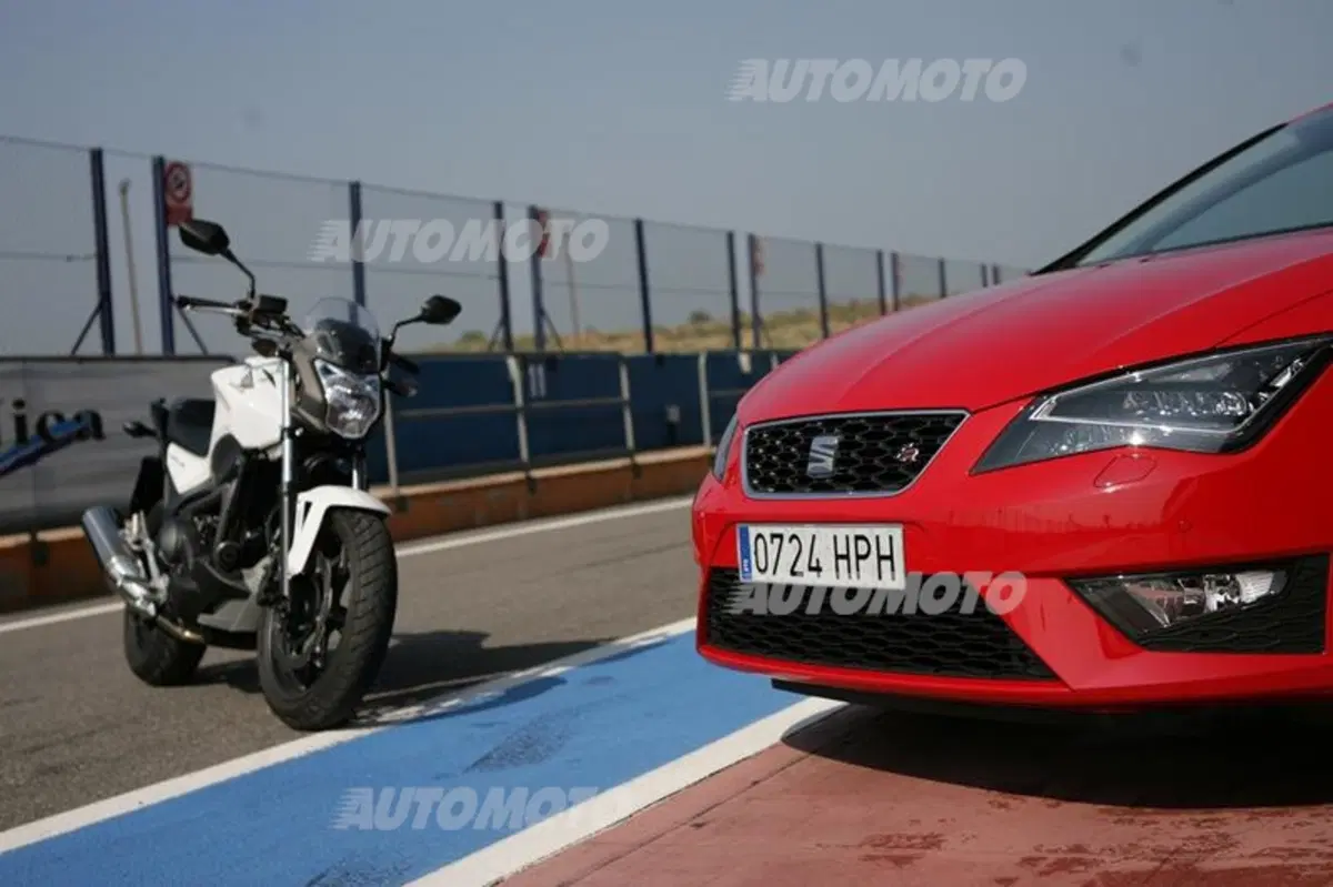 Six Wheels: Seat Leon SC FR e Honda NC700S uniscono le forze per battere Gillo (4)