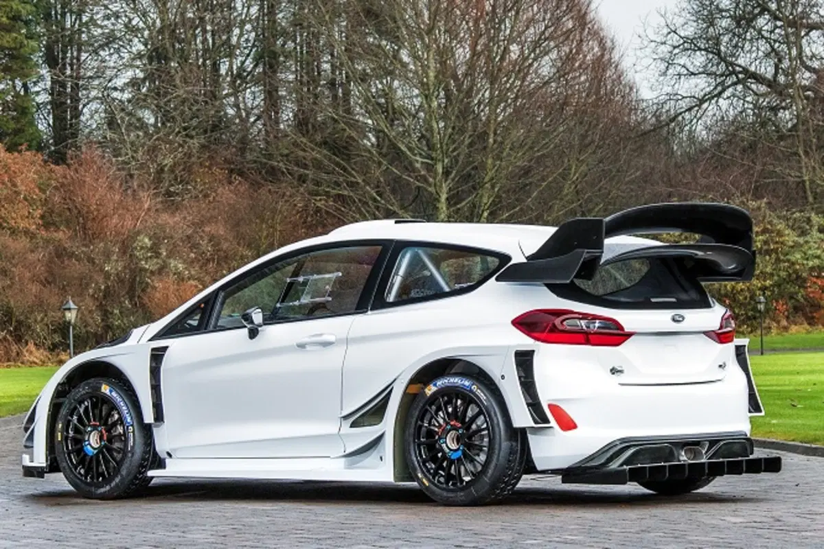 WRC 2017: ecco la nuova Ford Fiesta M-Sport (2)