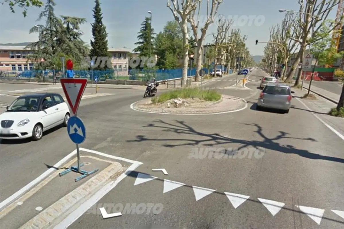 Rotonde killer: arrivano i semafori. Ma è troppo tardi e i cittadini pagano due volte