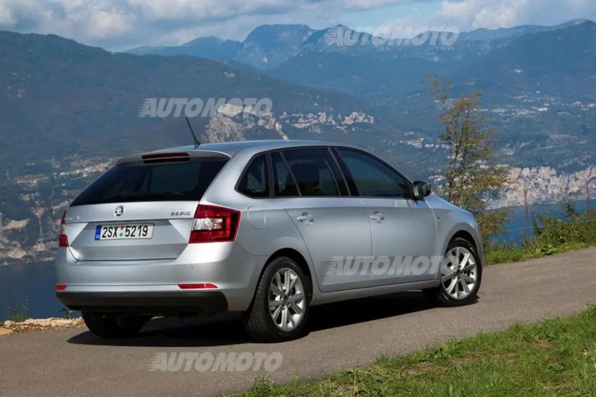 Skoda Rapid Spaceback: listino prezzi (15)